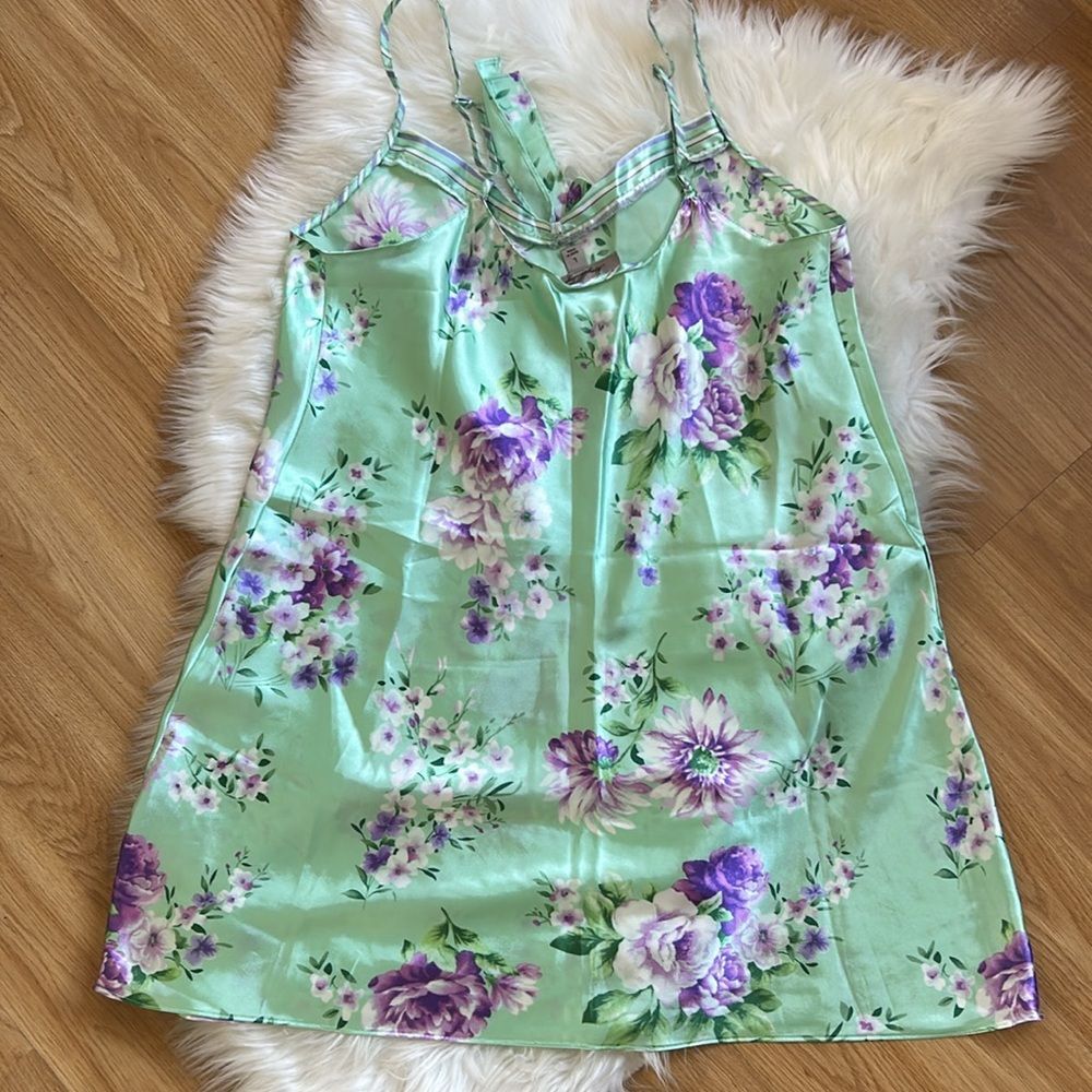 Morgan Taylor Intimates Nighty Pajama Floral Satin Size Large Mini Slip Dress - Picture 5 of 5